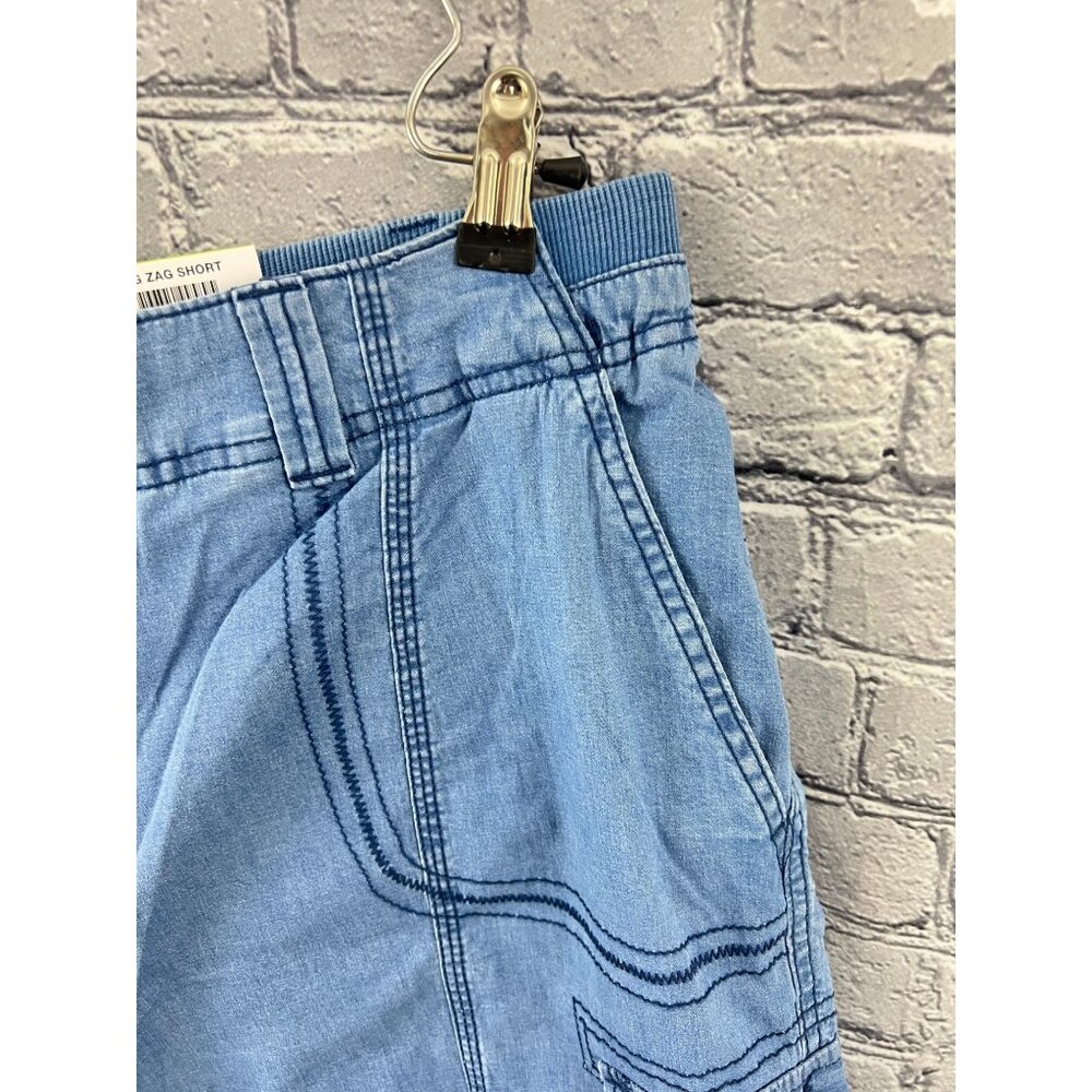 Style & Co Chambray Blue Zip Zag Cargo Pocket Shorts size 18W Mid Rise - Picture 8 of 11
